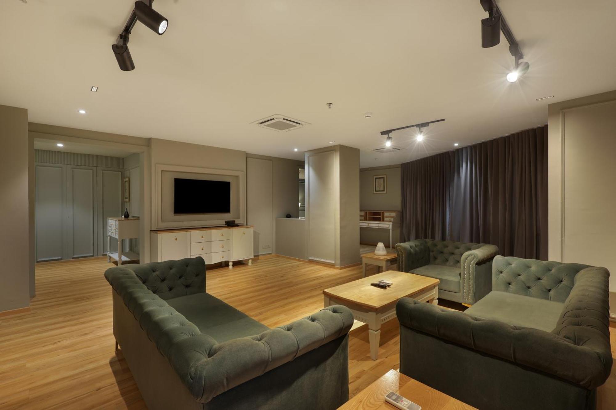 Sunday Hotel فَدودارا المظهر الخارجي الصورة